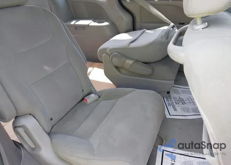 2008 Honda Odyssey Ex z USA, uszkodzony, nr VIN 5FNRL38448B410708